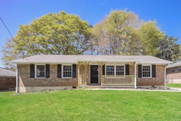 8143 HUNTINGTON DR JONESBORO, GA 30238